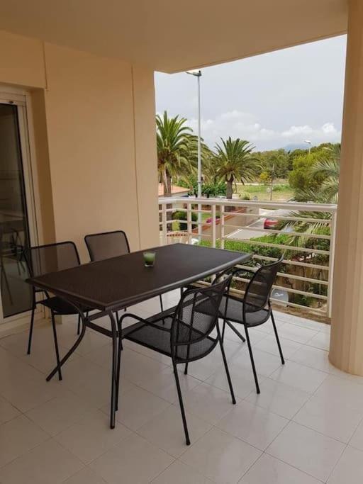 Apartment Vinaroz With Swimming Pools For 4 People Vinarós Kültér fotó